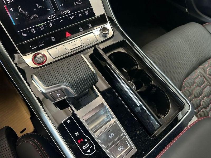 Audi Q8 RS TFSI V8 quattro tiptronic Performance