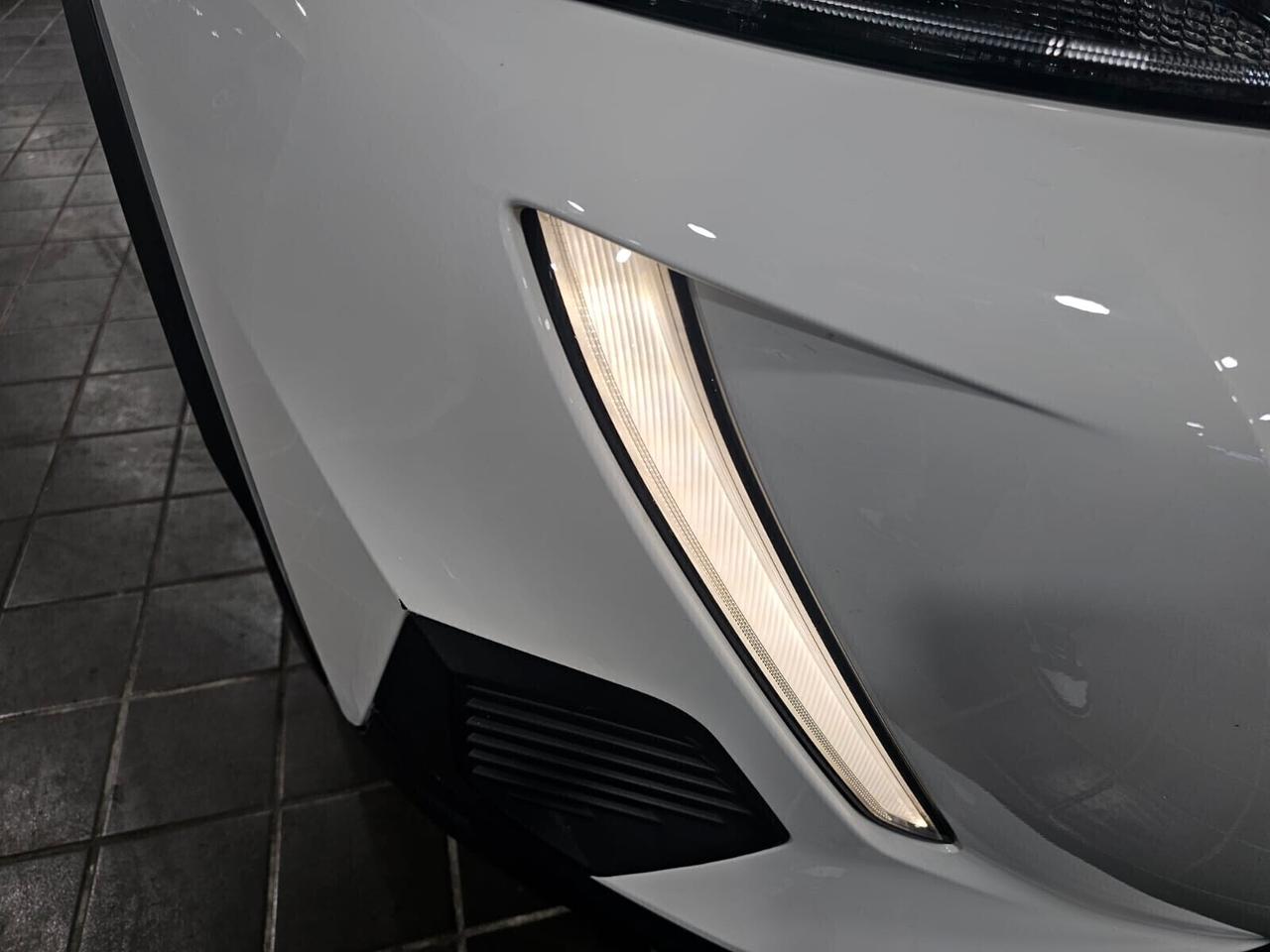 NUOVA PEUGEOT 2008 ALLURE PACK 1.5 BLUEHDI 131CV EAT8 F1