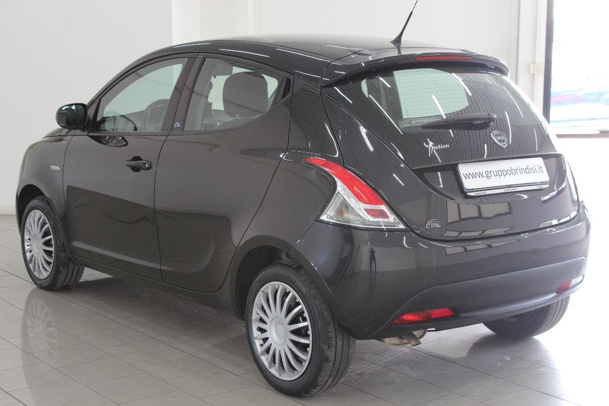 LANCIA - Ypsilon - 1.2 69 CV 5p. Gold