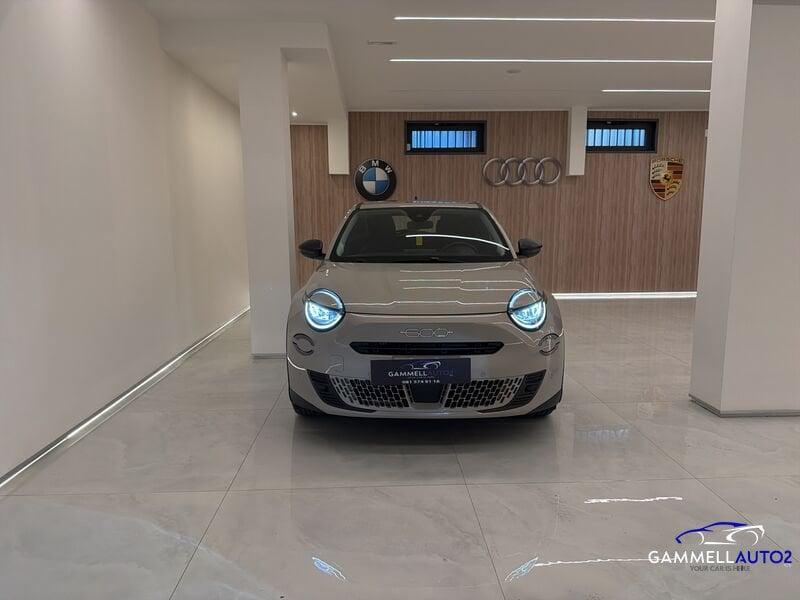 FIAT 600 600 1.2 hybrid 110cv auto