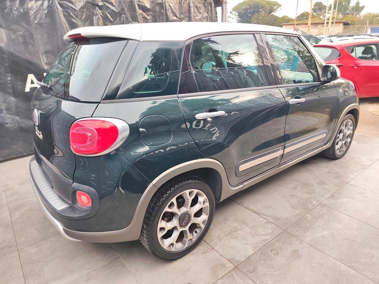 Fiat 500L 1.6 Multijet Trekking BICOLORE