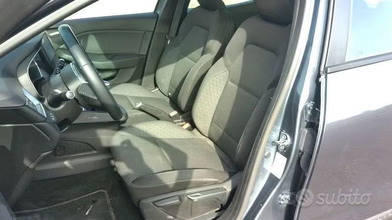 Renault Clio 1.0 TCE 100cv Business