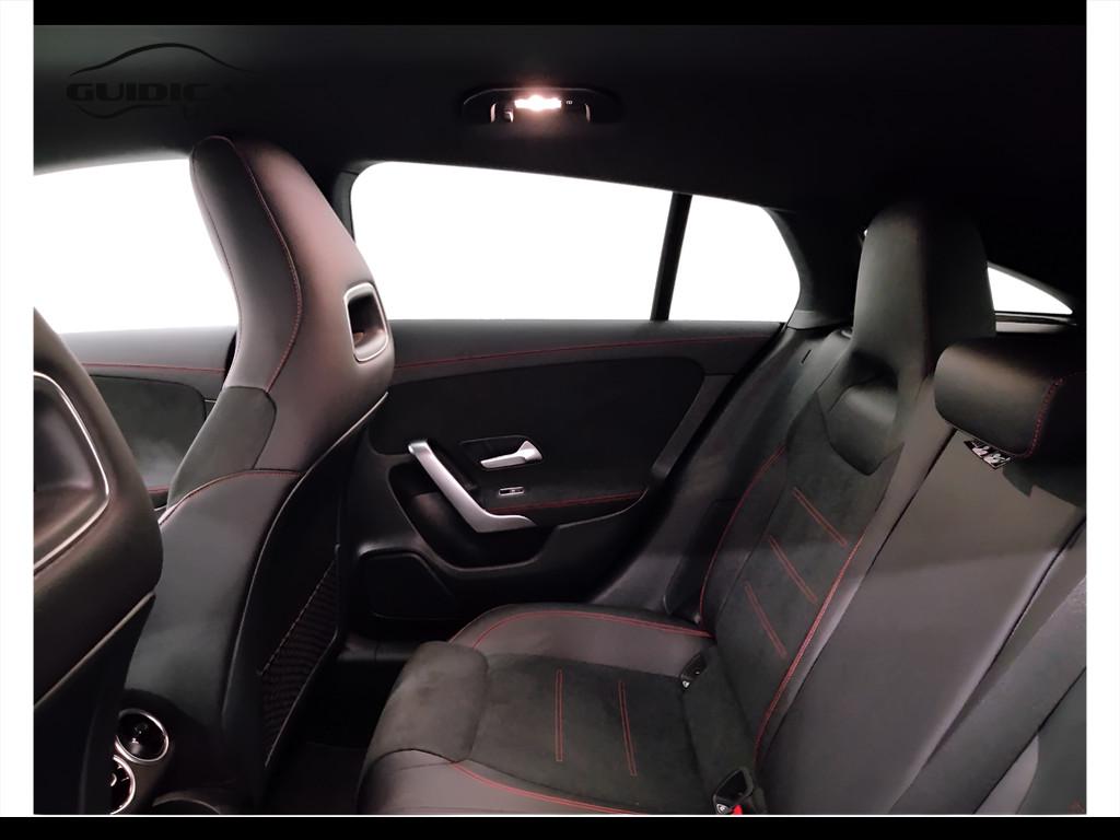 Mercedes-Benz CLA Sh.Brake - X118 - CLA Shooting Brake 200 d Premium auto