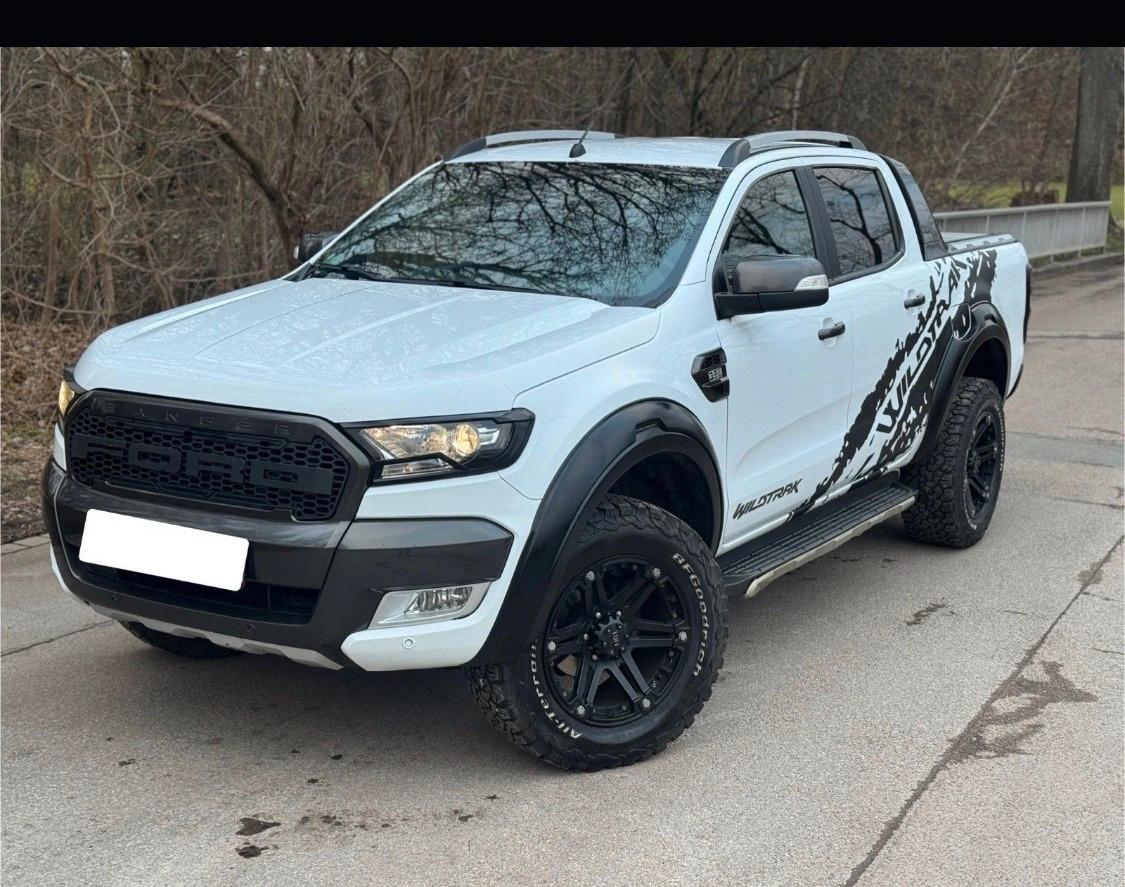 Ford Ranger 3.2 TDCi aut. DC Wildtrak 5 posti * Pack Raptor
