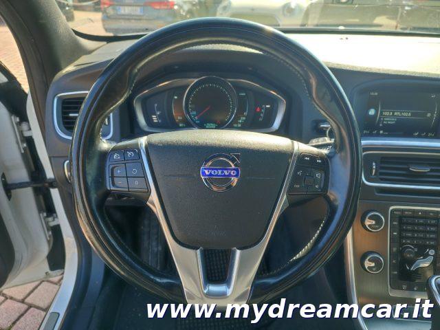 VOLVO V60 D6 AWD Geartronic Plug-In Hybrid