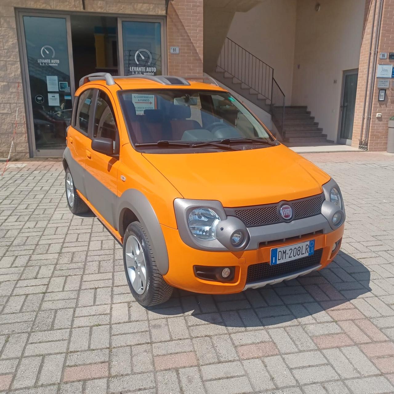 ZERO PROBLEMI PANDA CROSS 4X4 1.3 MJTD INDISTRUTTIBILE