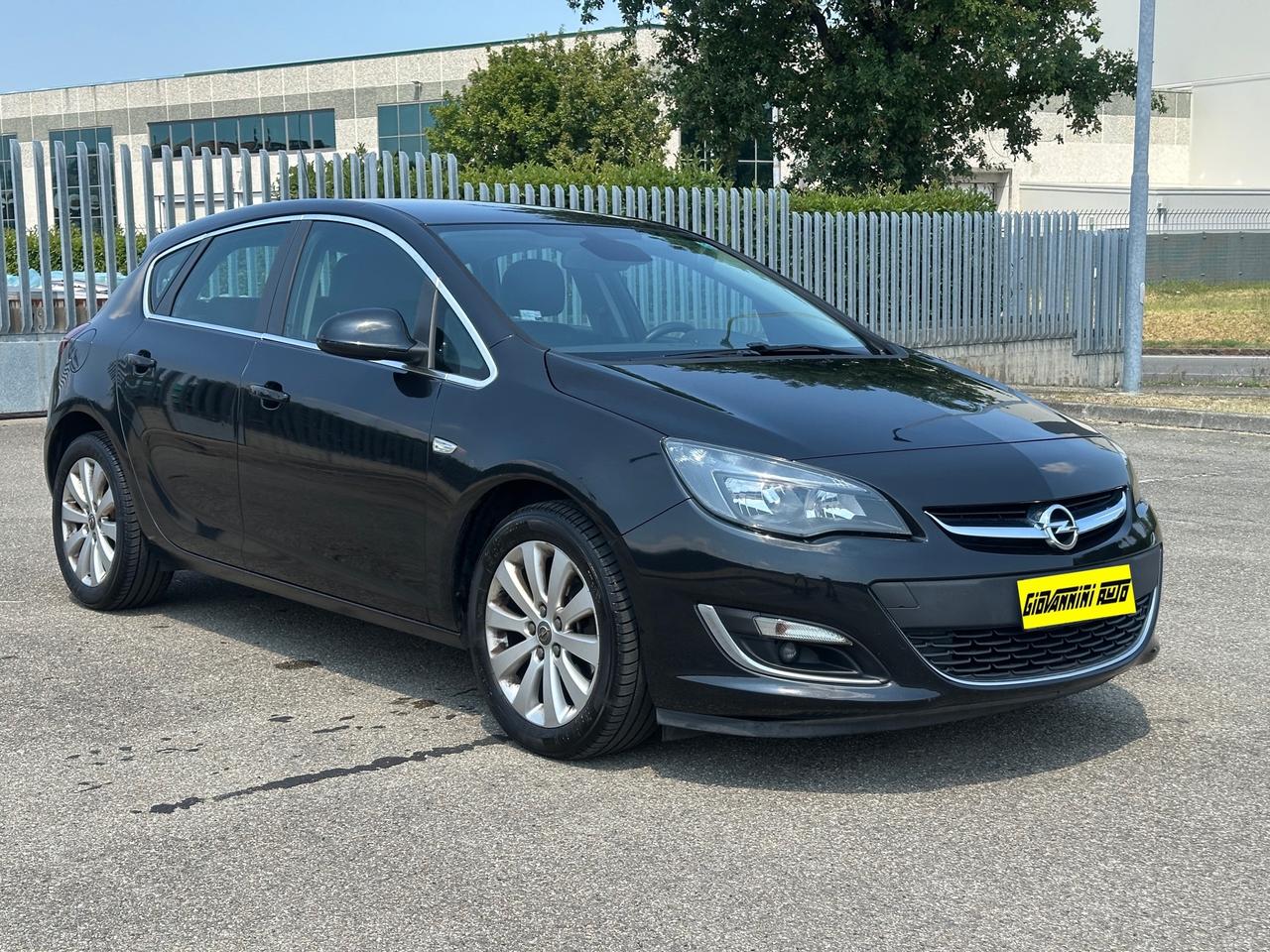 Opel Astra 1.7 CDTI 110CV (GARANZIA 24 MESI)