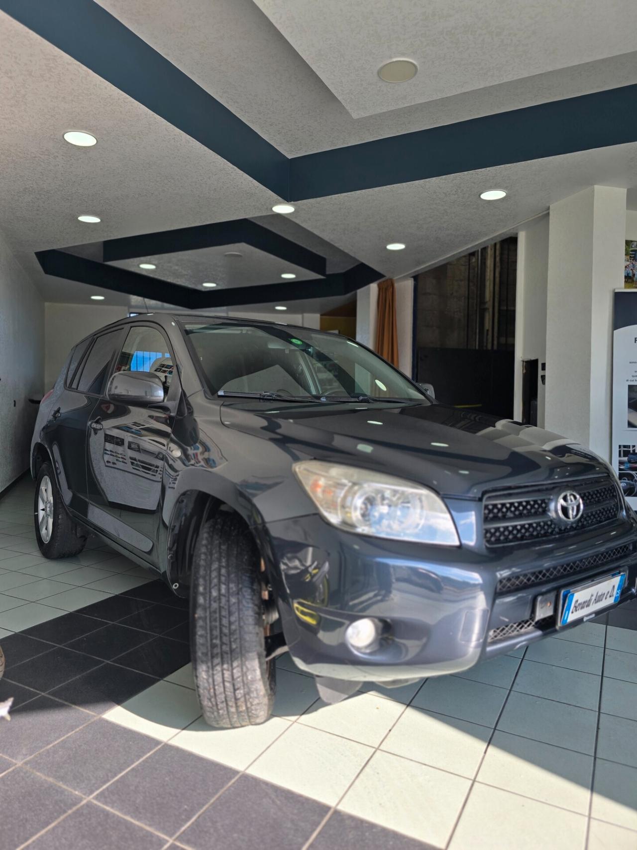 Toyota RAV 4 RAV4 2.2 D-4D 136 CV