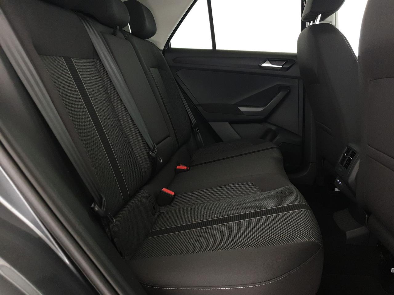 Volkswagen T-Roc 1.5 tsi sport