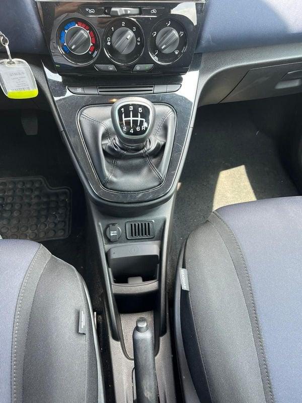 Lancia Ypsilon Ypsilon 1.0 FireFly 5 porte S&S Hybrid Platino