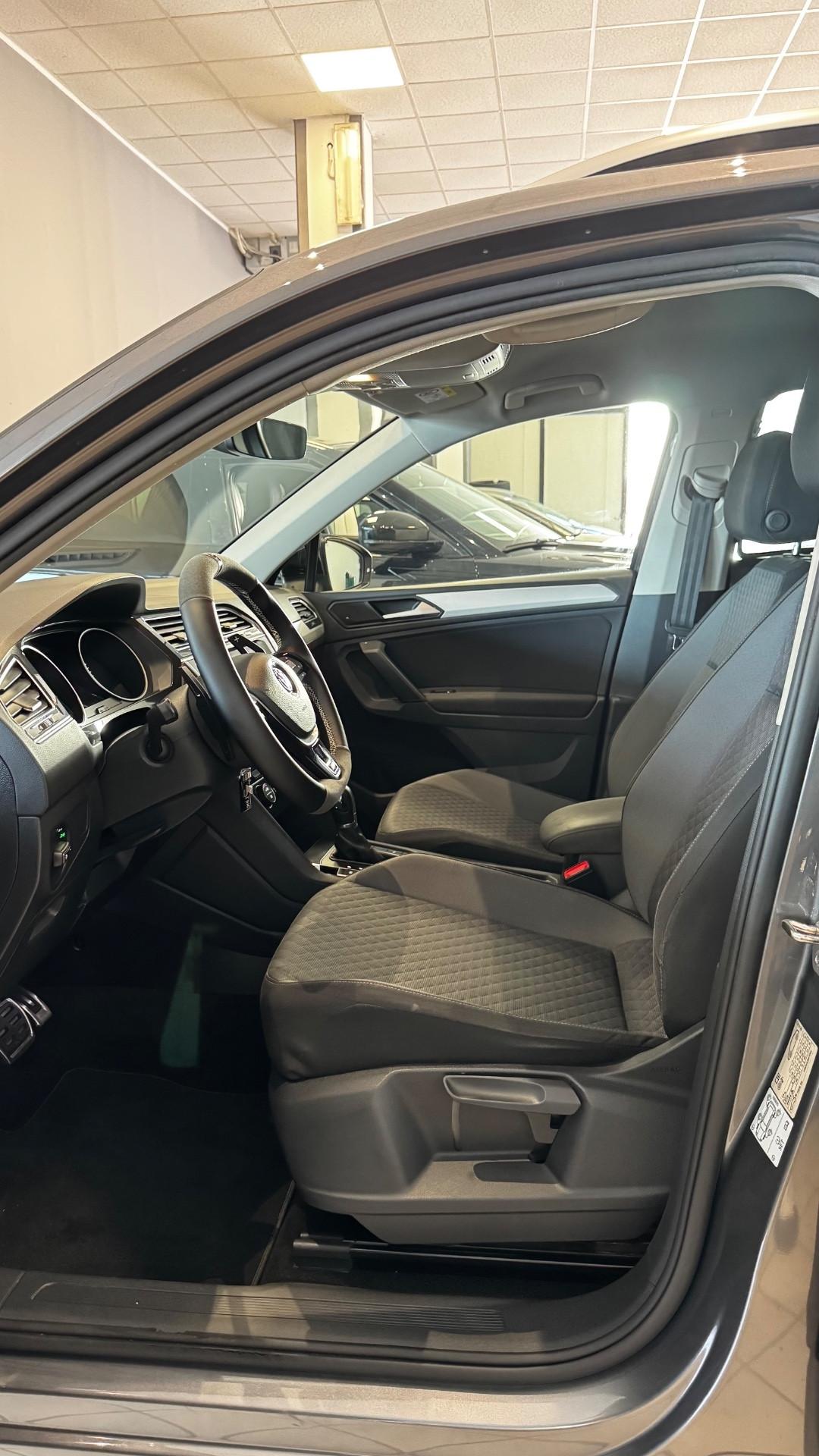 Volkswagen Tiguan 2.0 TDI SCR DSG R-line