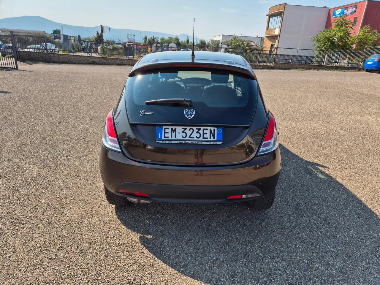 Lancia Ypsilon 1.2 69 CV 5 porte S&S Gold