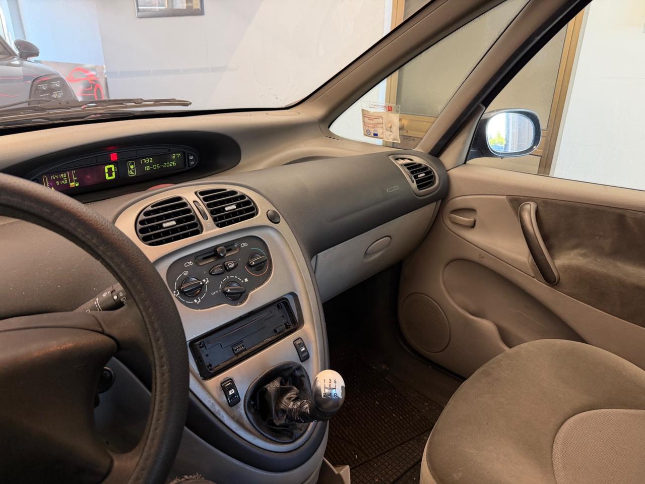 CITROEN Xsara (1997) Xsara Picasso 1.6 Chrono (70 kw)