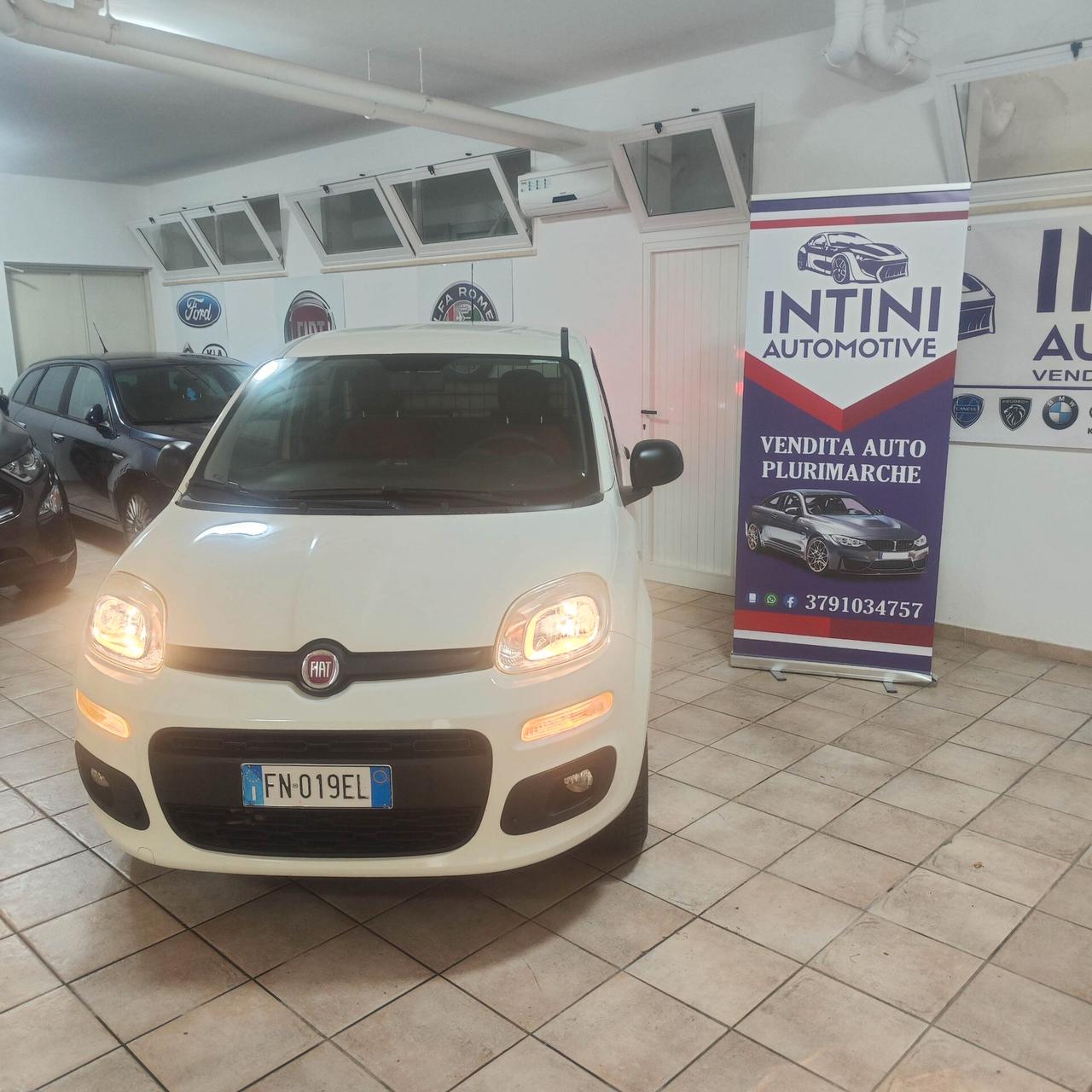 FIAT Panda Van 0.9 TwinAir Metano/Benzina – 2018 – Full Optional – (IVA deducibile)