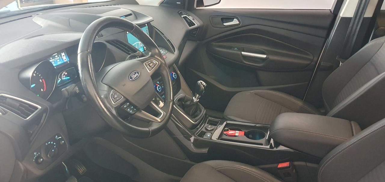 Ford Kuga 1.5 TDCI 120 CV S&S 2WD Titanium