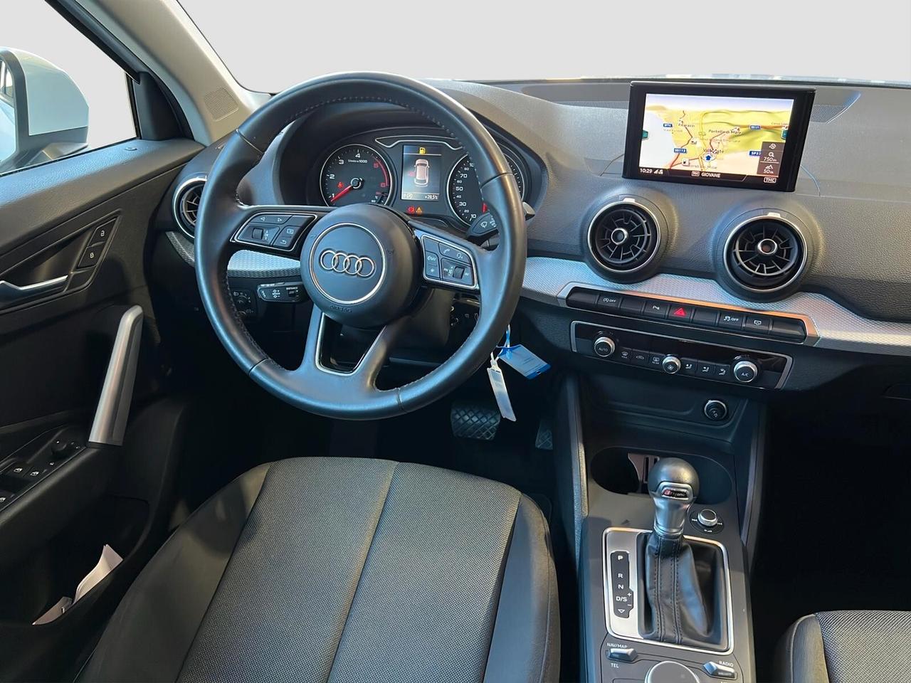 Audi Q2 35 TDI quattro S tronic Business