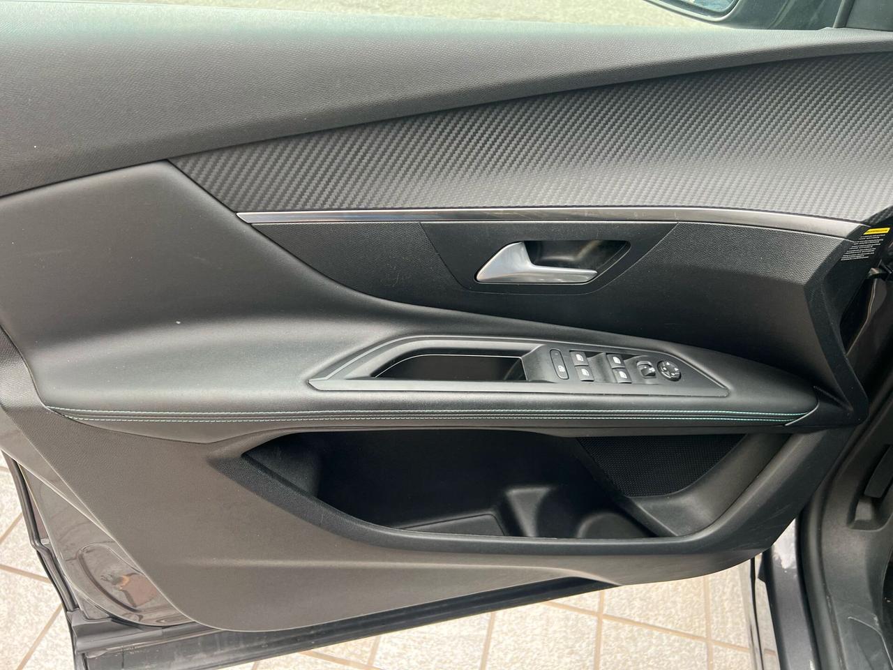 Peugeot 3008 PureTech Turbo 130 S&S Allure Pack