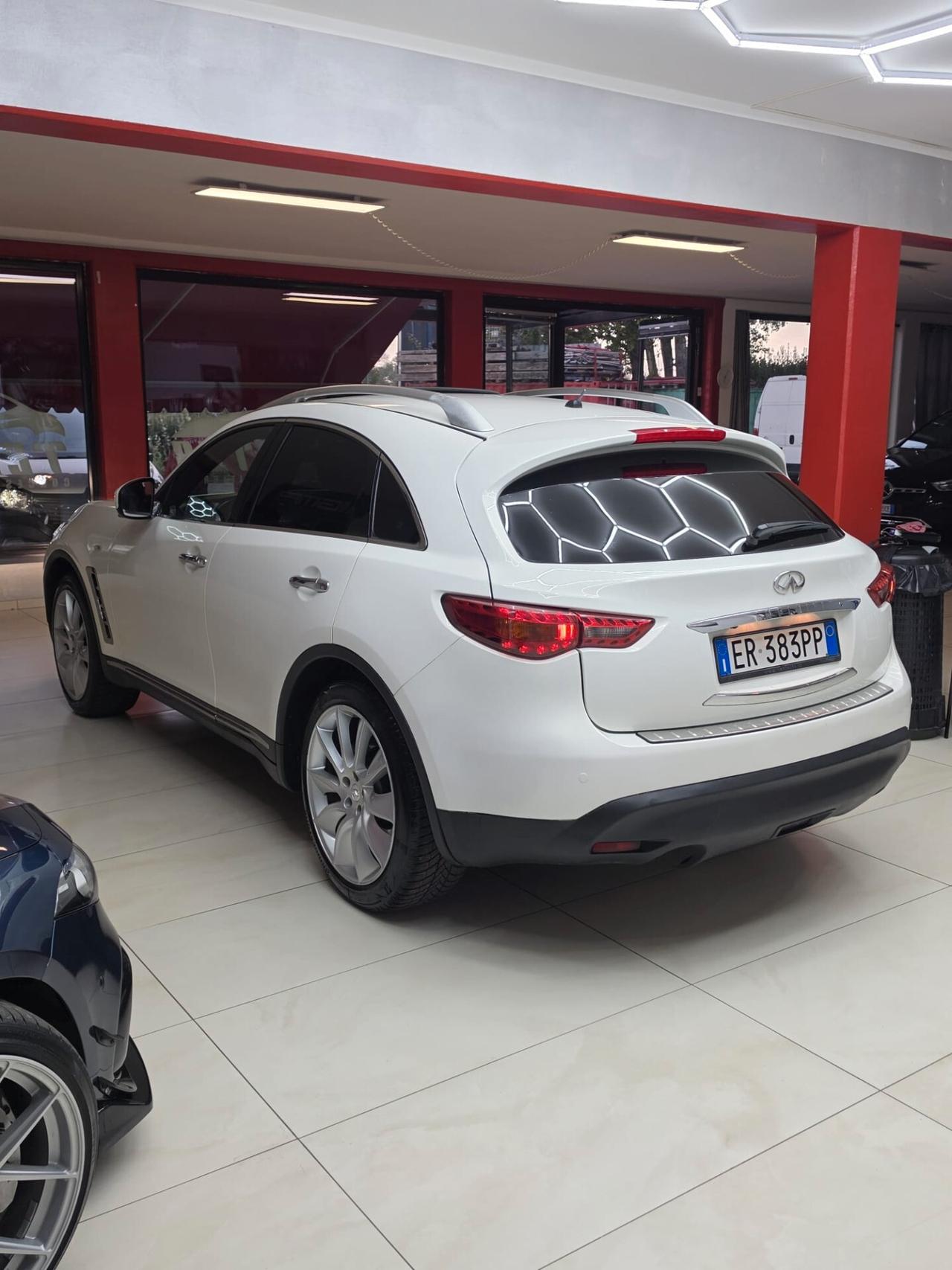 Infiniti FX FX30d S Premium