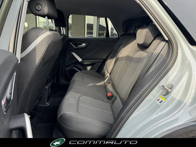 AUDI Q2 30 TDI S tronic Identity Black