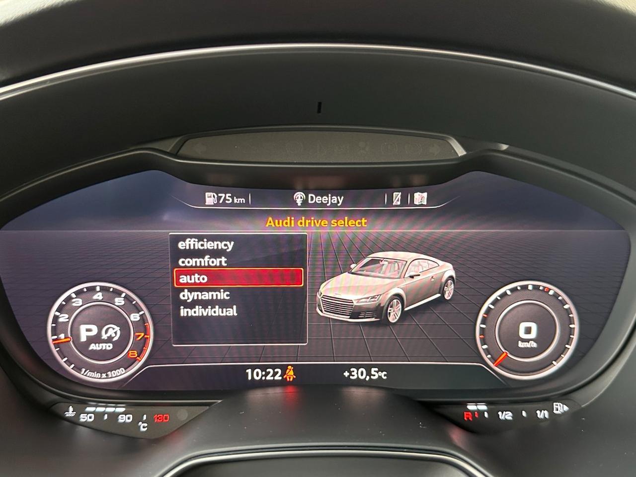 Audi TT Coupe 45 2.0 tfsi s-tronic-Matrix-19"-Camera-Carplay-Keyless