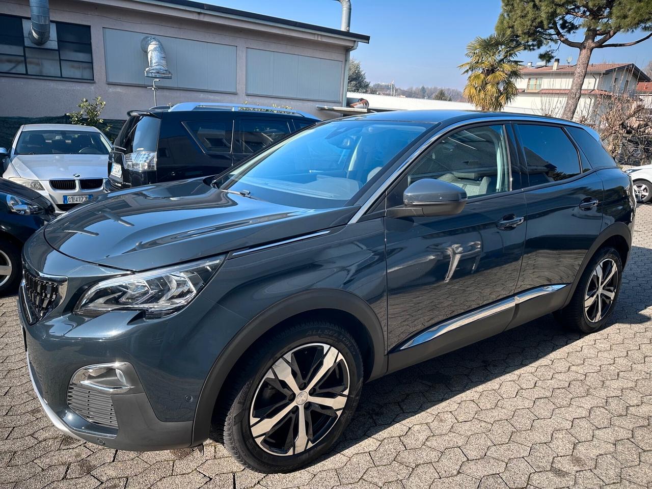 Peugeot 3008 PureTech Turbo 130 S&S Allure*EURO6*NAVI*CAMERA