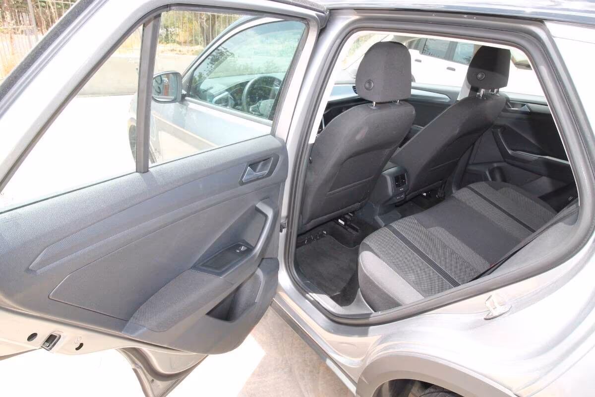 Volkswagen T-Roc 2.0 TDI 150 CV DSG Life26.000km|2025