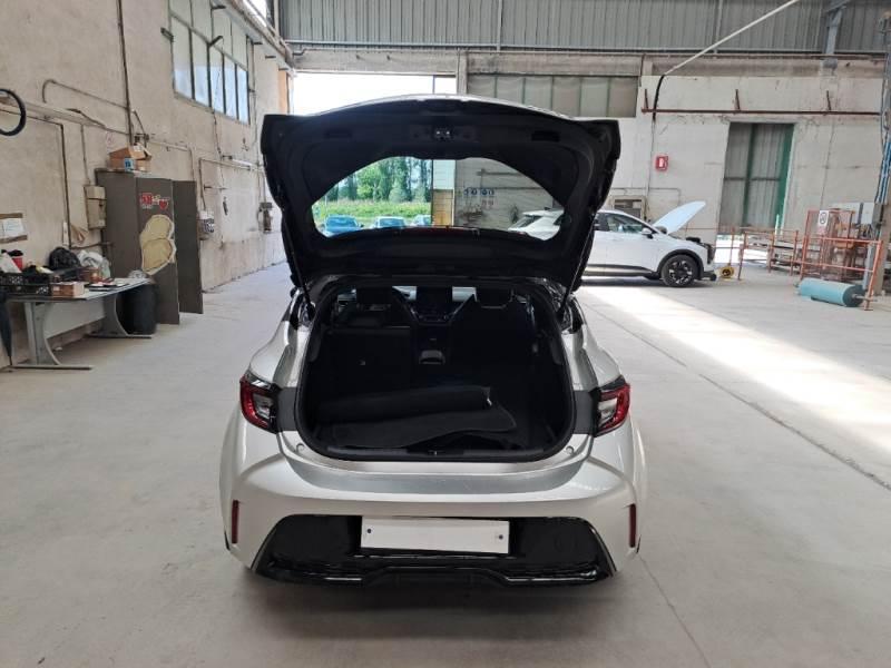 Toyota Corolla 2.0 VVT-i Hybrid Dynamic Force GR Sport bi-tone CVT