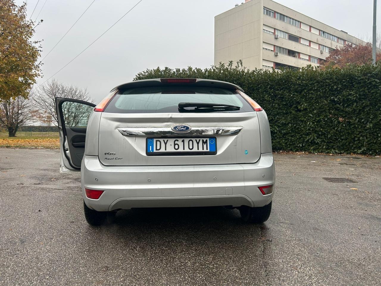 Ford Focus 1.6 (115CV) 5p. Bz.- GPL Titanium