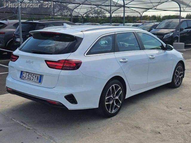 KIA Ceed SW / cee'd SW III 2022 SW 1.6 crdi mhev Business