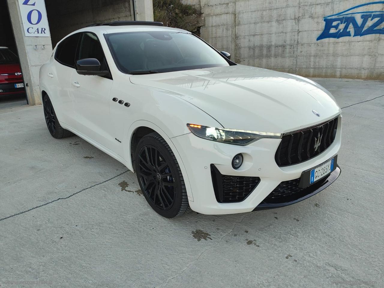 MASERATI Levante V6 AWD Gransport MOTORE FERRARI