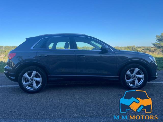 AUDI Q3 35 TDI quattro S tronic Business Advanced