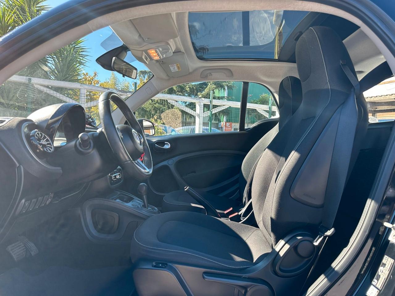 Smart ForTwo 70 1.0 twinamic Passion Automatica - Nav