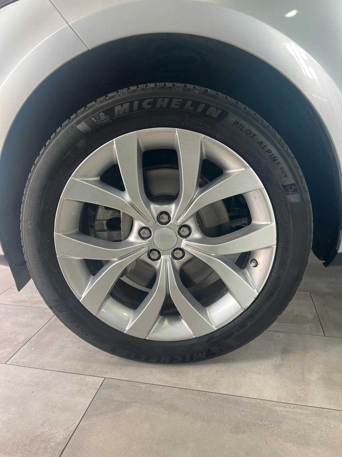 Land Rover Range Evoque 2.0D I4-L.Flw 150CV AWD Aut R-Dynamic HSE