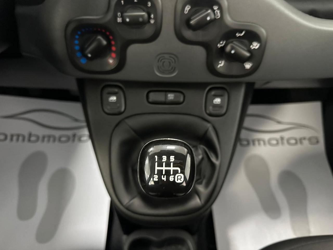 Fiat Panda 1.0 FireFly S&S Hybrid City Cross