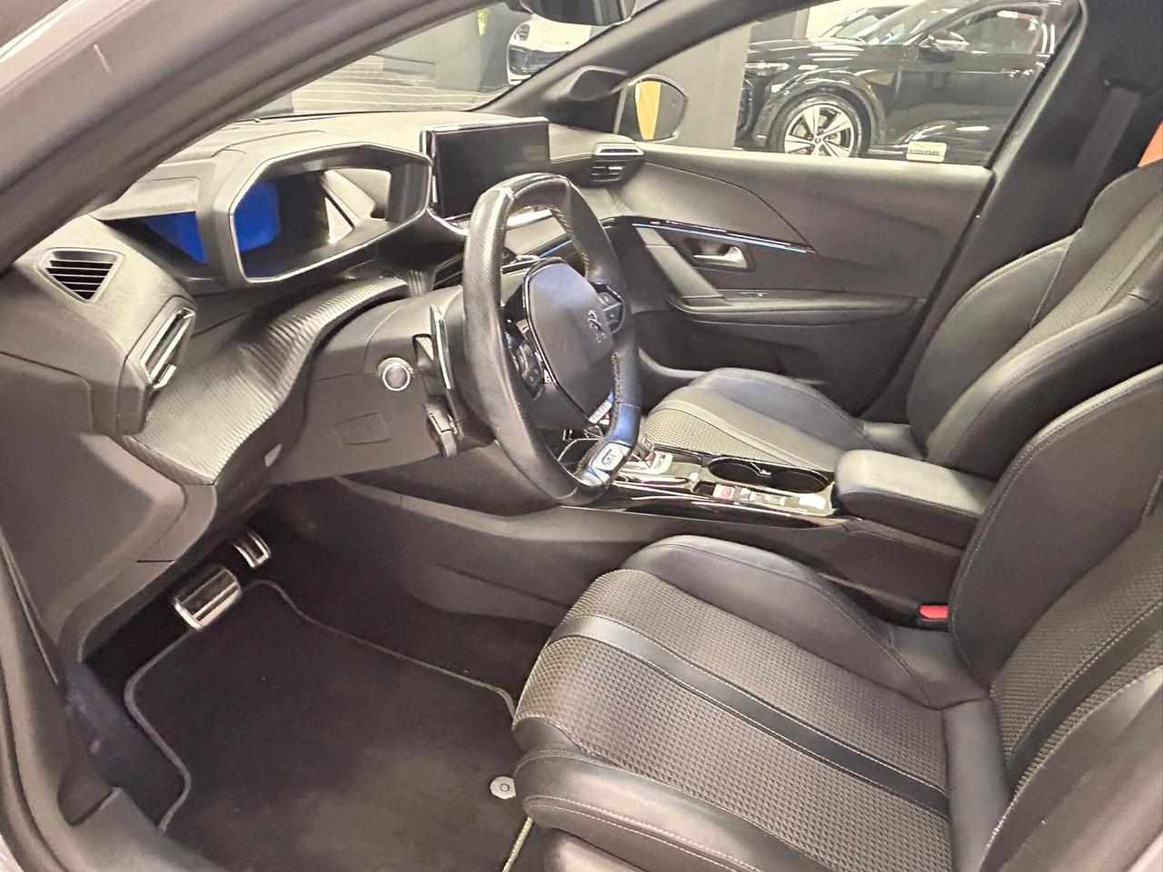 Peugeot 208 PureTech 130 Stop&Start EAT8 5 porte GT Line