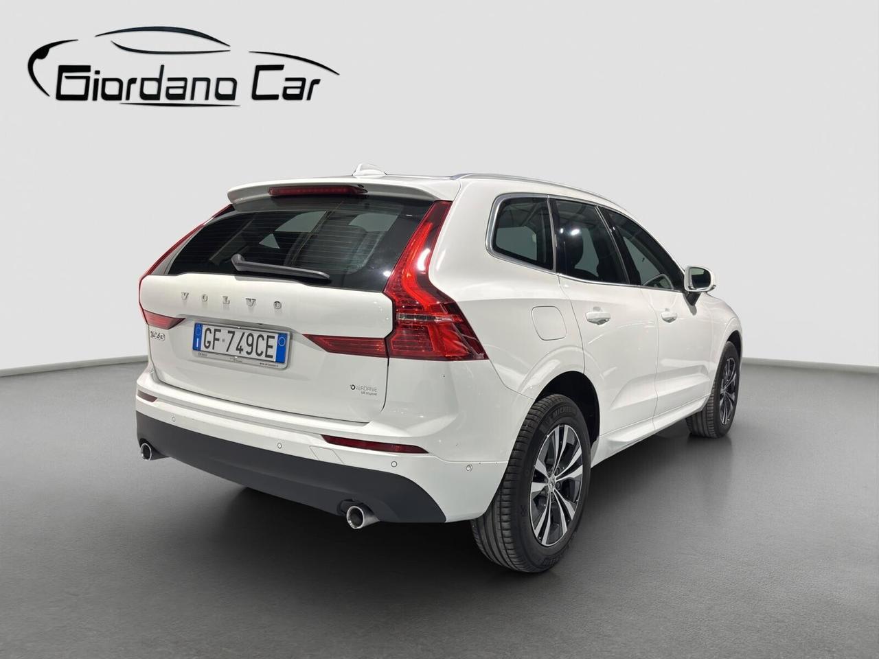 Volvo XC60 B4 (d) AWD Geartronic Momentum Pro