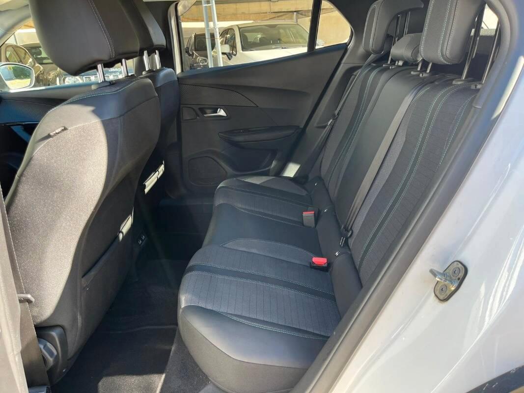 Peugeot e-2008 E- GT Pack 100kW