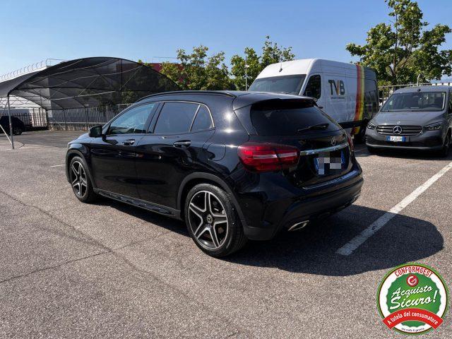 MERCEDES-BENZ GLA 200 d Aut. 4Matic PREMIUM AMG
