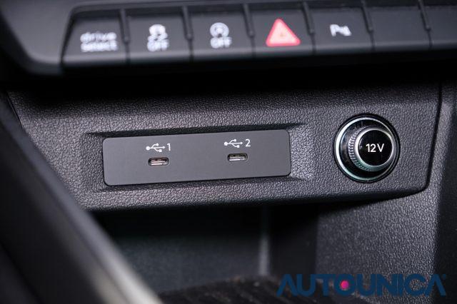 AUDI A1 CITYCARVER 30 TFSI S TRONIC IDENTITY CONTRAST