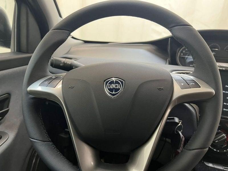 Lancia Ypsilon 1.0 firefly hybrid Gold s&s 70cv 5p.ti
