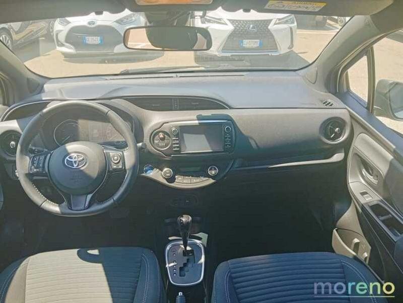 Toyota Yaris 1.5 hybrid Trend White Edition