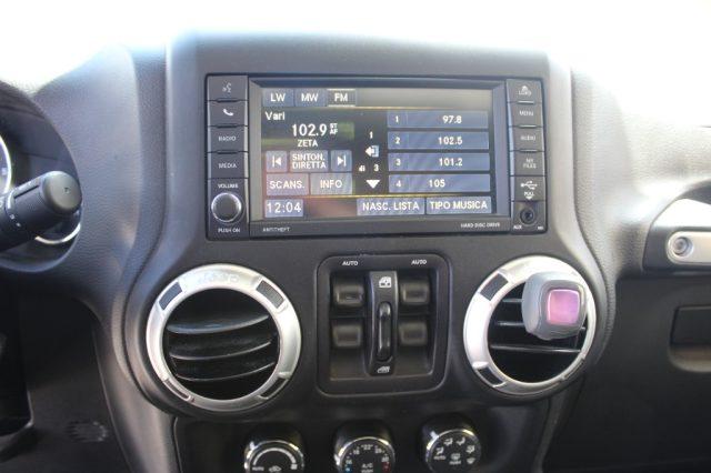 JEEP Wrangler Unlimited 2.8 CRD DPF Sahara Auto