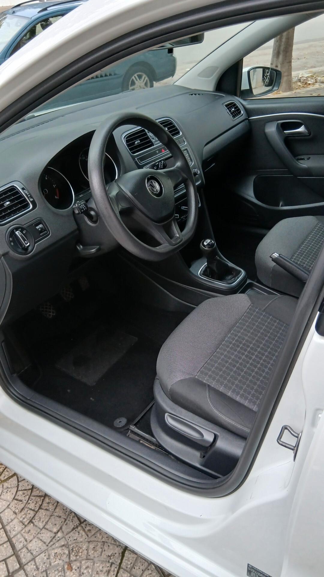 Volkswagen POLO 1.4 TDI 5p. HIGHLINE BLUE MOTION Technology