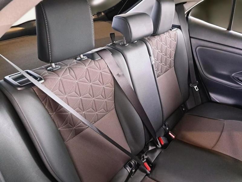 TOYOTA YARIS CROSS 1.5H HYBRID 92 CV E-CVT LOUNGE SUV