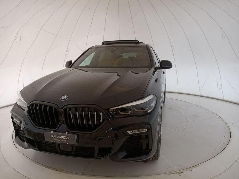 BMW X6 G06 xdrive30d mhev 48V Msport auto