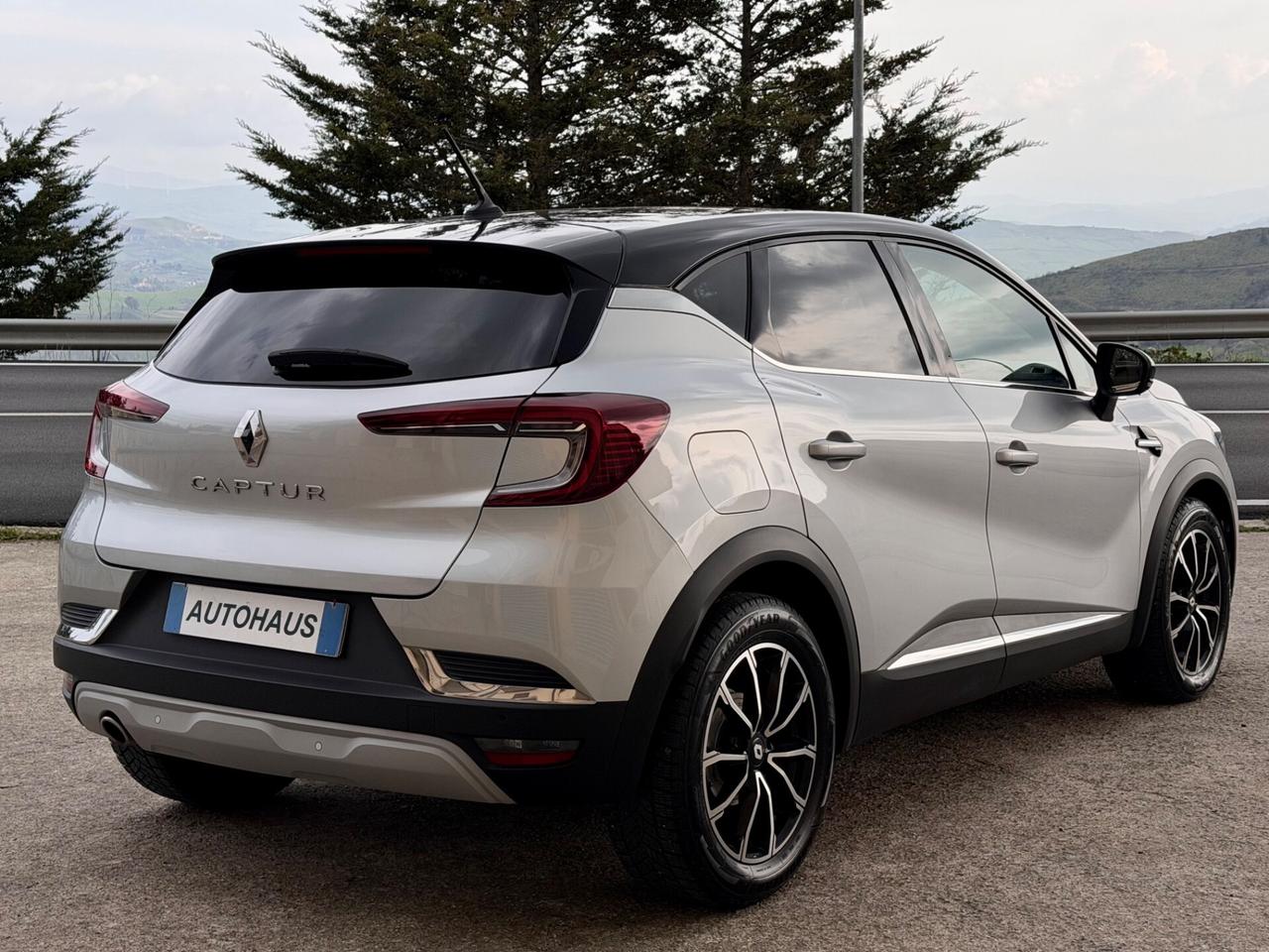 Renault Captur 1.5 Blue dCi 95 CV Intens