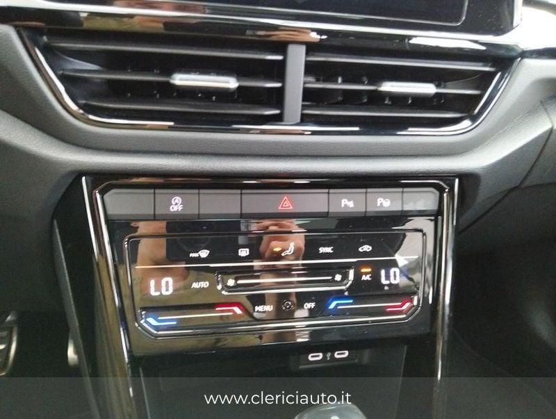 Volkswagen T-Roc 1.5 TSI ACT DSG R-Line