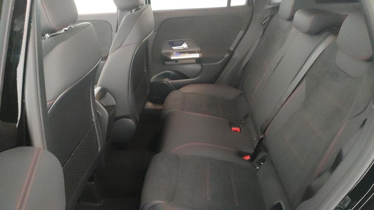 Mercedes-Benz GLA 200 d automatic