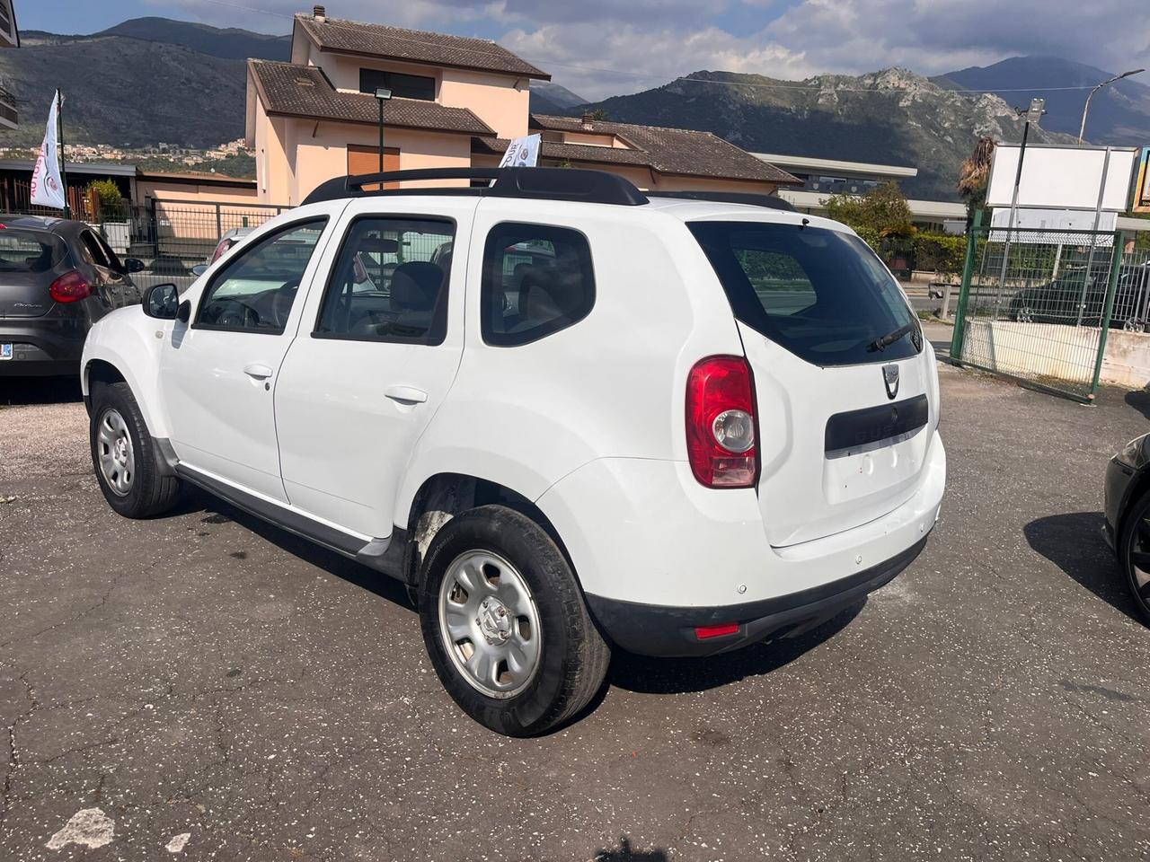 DACIA DUSTER 1.6 4X4 LAUREATE