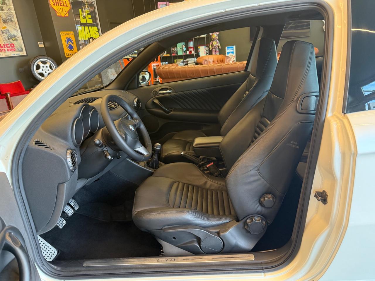 Alfa Romeo 147 3.2i V6 24V cat Selespeed 3 porte GTA